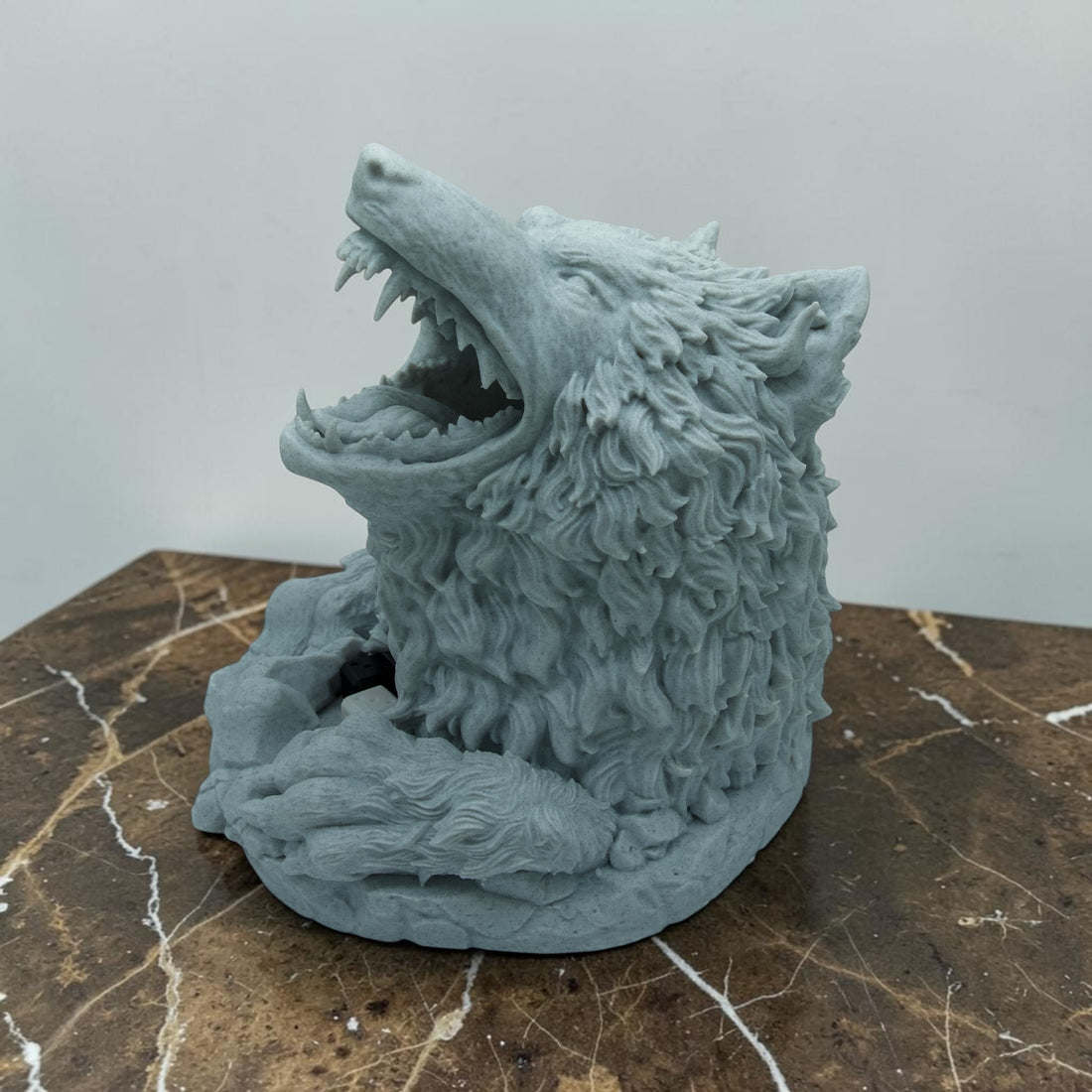 Würfelturm Wolf 3D gedruckt Spiele