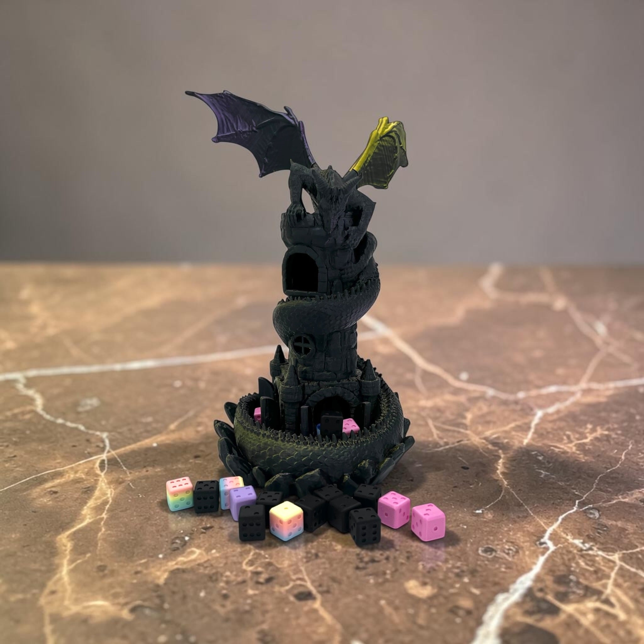Würfelturm Drache